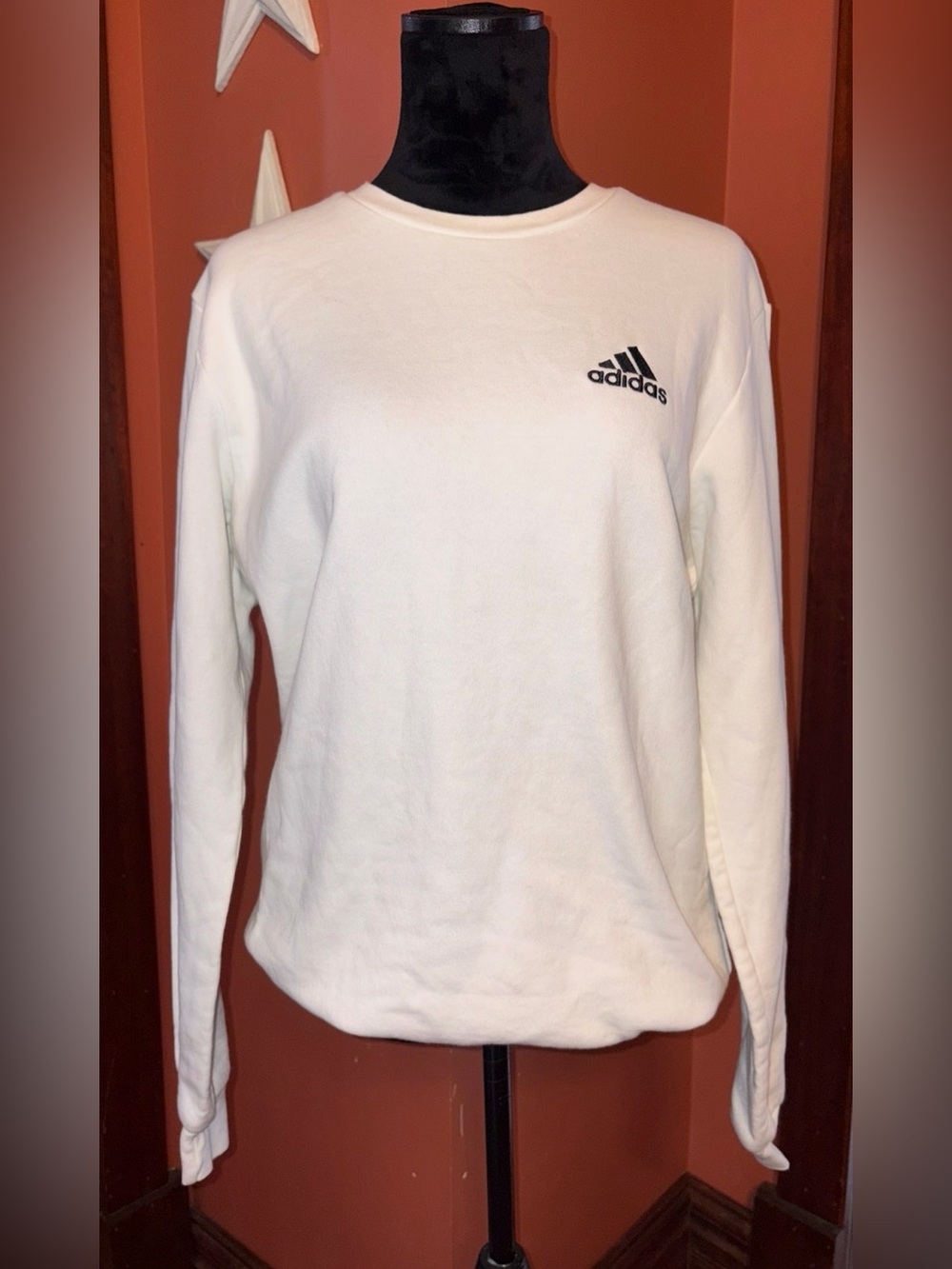 Nike Unisex Classic Crewneck Sweater - White